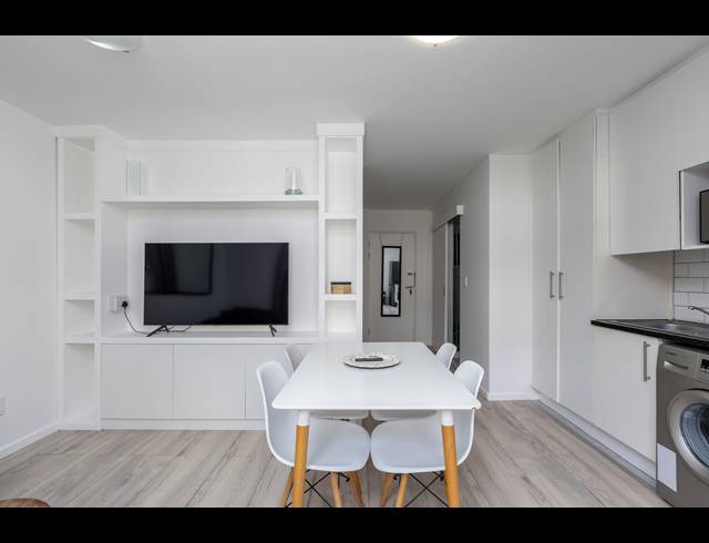 0.5 BEDROOM APARTMENT TO LET IN ZONNEBLOEM